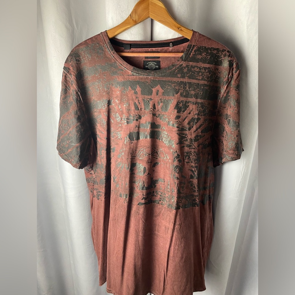 BUFFALO Graphic T-Shirt in Red